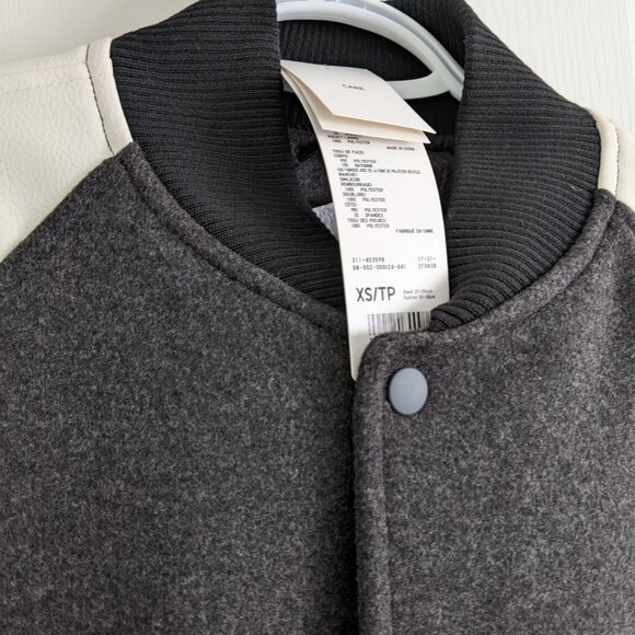 Uniqlo Stadium Jacket - Picture 4 of 7